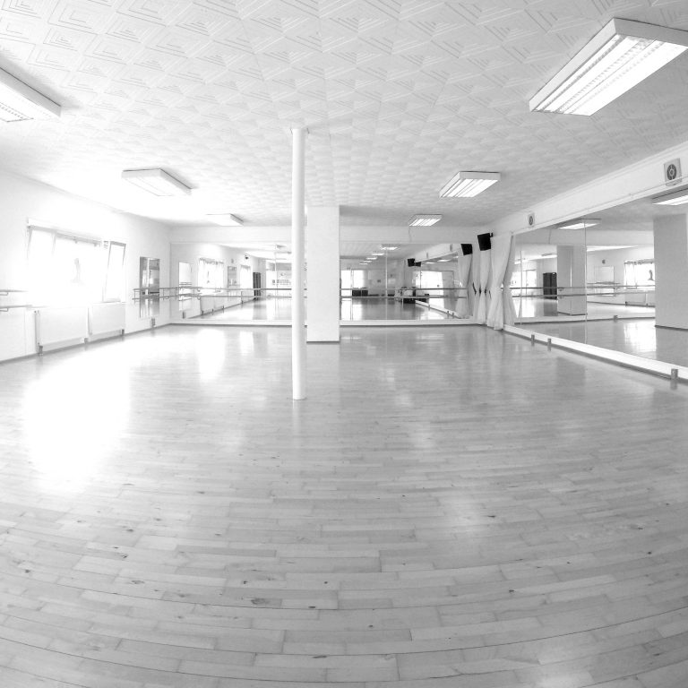 Studio1-blackwhite Studio1-blackwhite